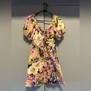 ❤️H&M - Floral Puff Sleeve Dress (Size S)